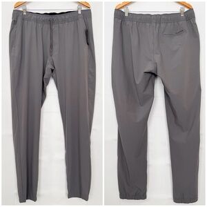Travis Mathew Travel Pant 2.0 Jogger Heater Series Golf Pant Size 2XL Gray